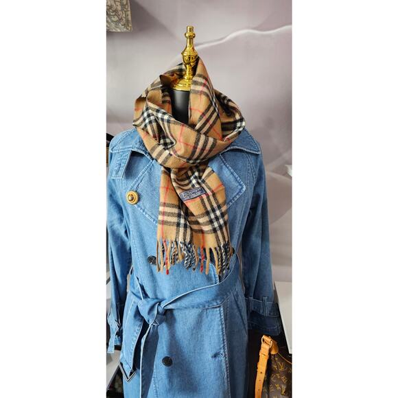 BURBERRYs of London 100% Lambswool BEIGE Scarf Shawl Nova Check Vintage - Picture 1 of 8